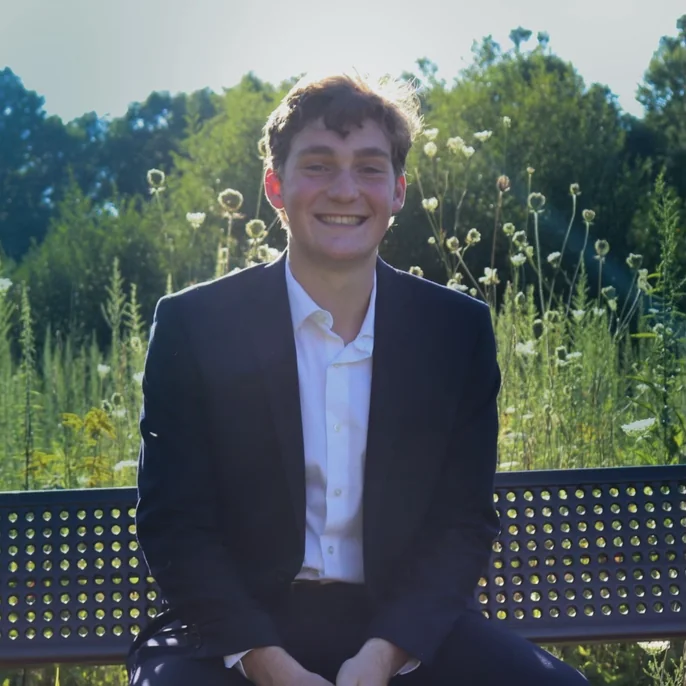 Mateo V profile photos (image 1 of 1)